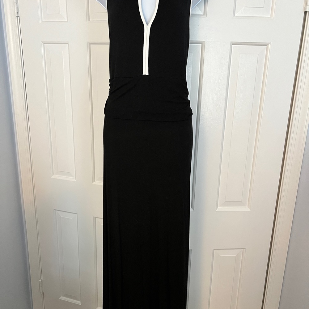 Vince Camuto Black Sheath Maxi Dress with White Keyhole Trim at Neckline